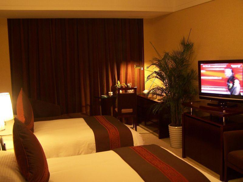 Qingdao Beihai Hotel Exterior photo